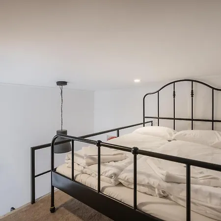 Cozy Apartment *